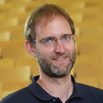 Schulan, Dr. Alexander